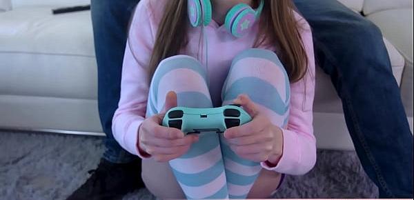 trendsMy new stepsister is cute as a button and she is a hardcore gamer